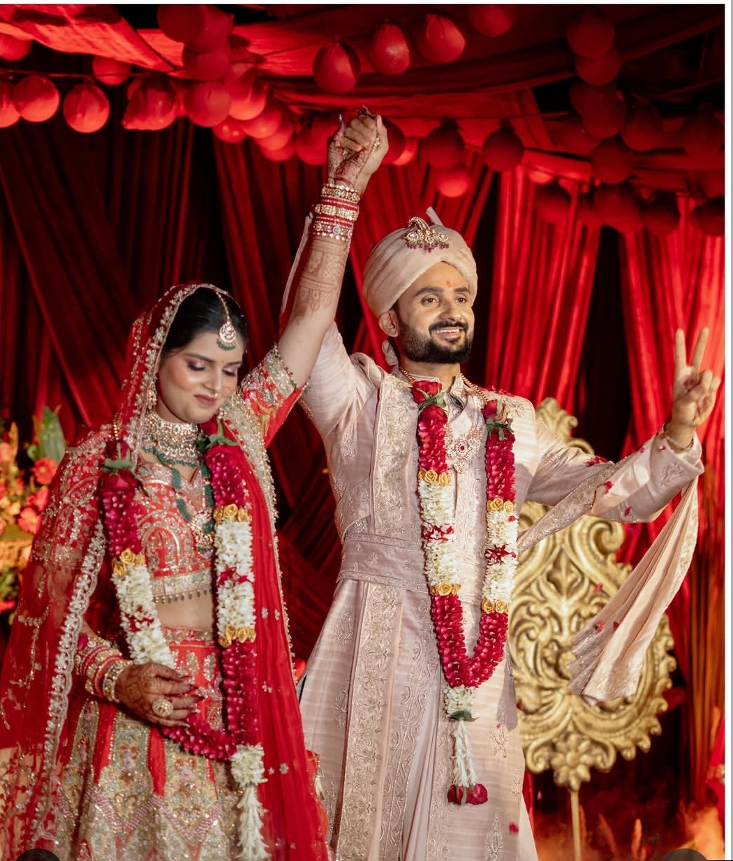 क्रिकेटर आकाश दीप ने अक्षिता राज संग रचाई शादी, पहली तस्वीरों ने जीता फैंस का दिल